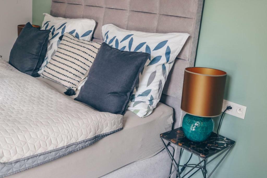 Stylish Apartments At Penati Golf Resort Sajdikove Humence Eksteriør billede